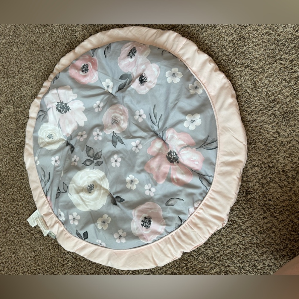 Sweet Jojo designs baby mat